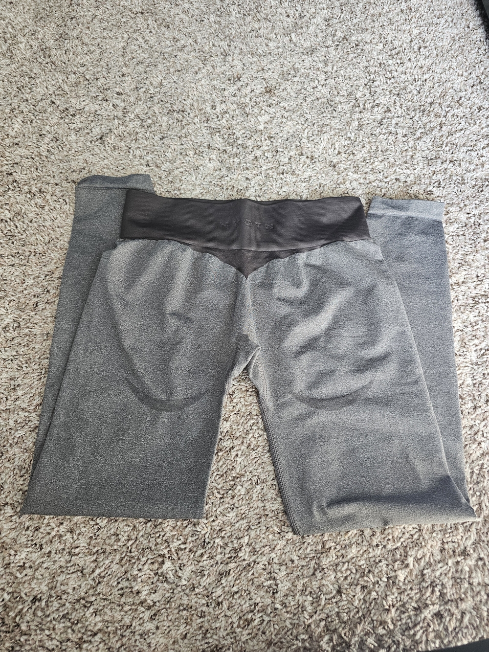 NVGTN Active Leggings with Contrasting Waistband